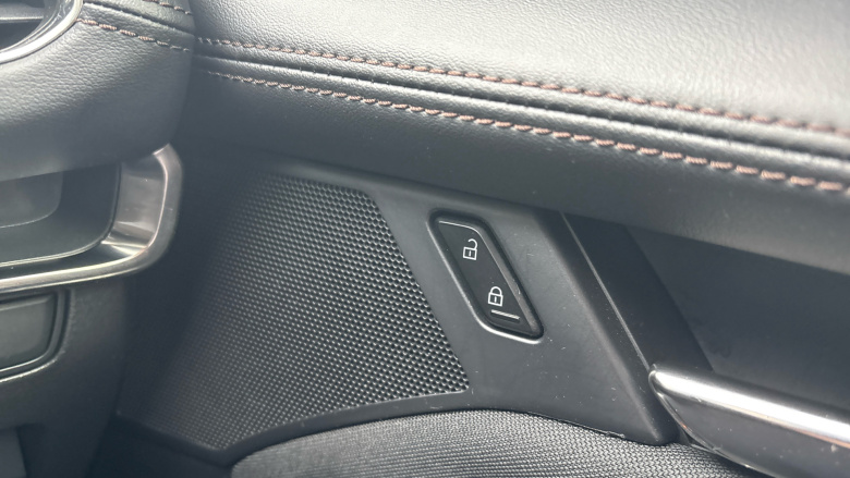 Mazda 3 2.5 e-Skyactiv G MHEV [140] Centre-Line 5dr Petrol Hatchback